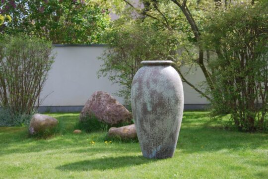 hög urna olivo gigante stora frosttåliga urnor och cadabra