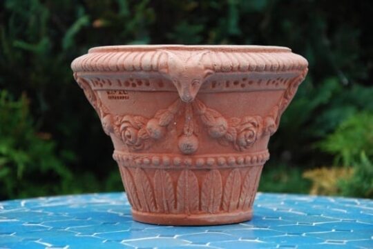 utsmyckad terrakottakruka vasetto ariete Italiensk frosttålig terracotta