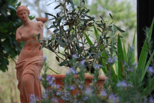 staty Venus Italiensk statyett i handgjord terrakotta från Impruneta