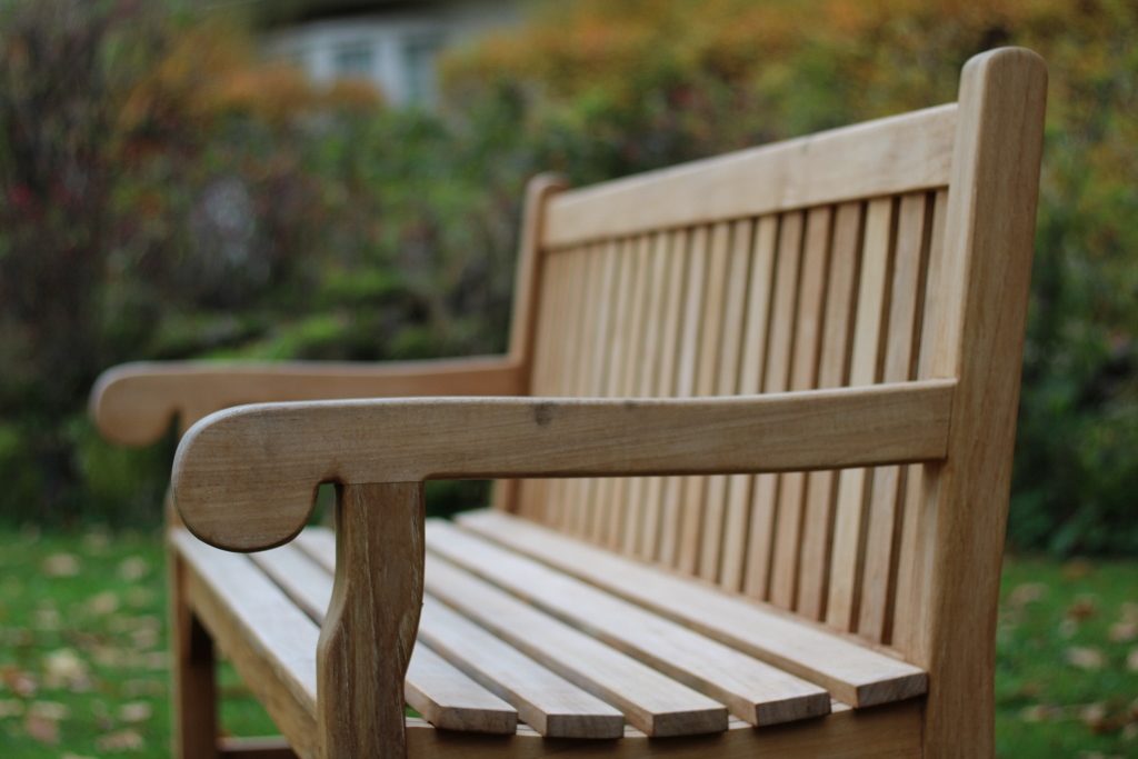 Parksoffa teak Notting Hill för park trädgård kyrkogård (1024x683)