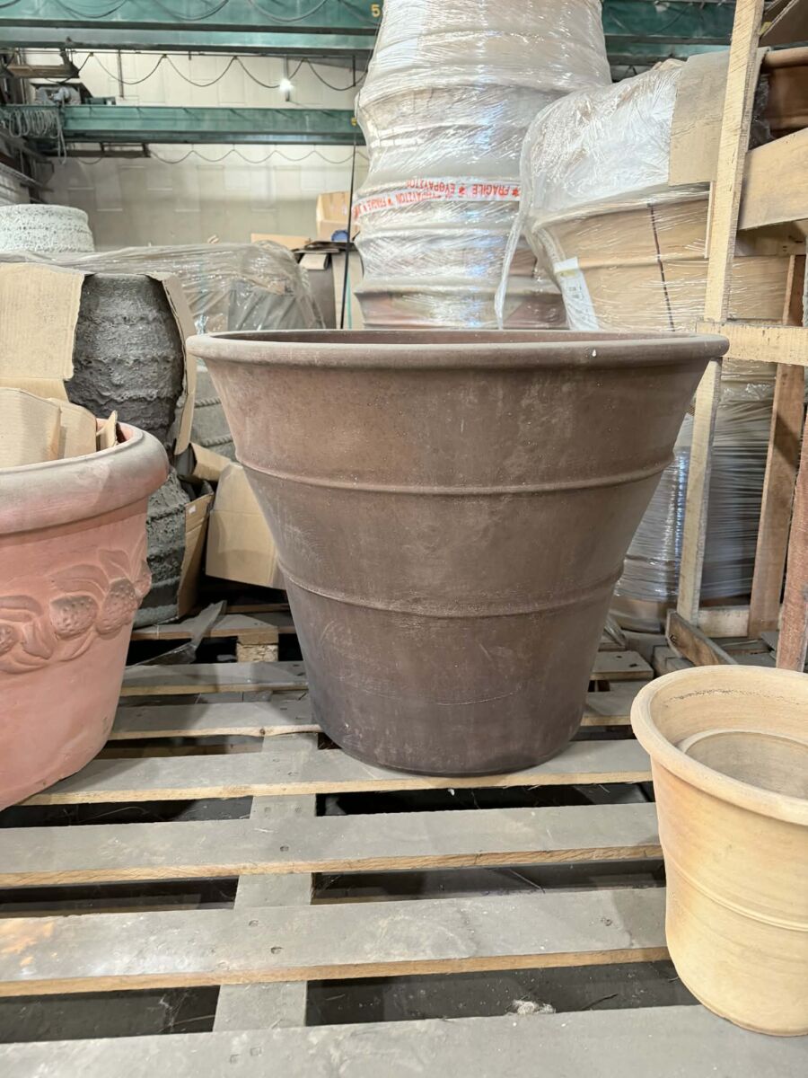 Outlet stor handdrejad terrakottakruka Kreta